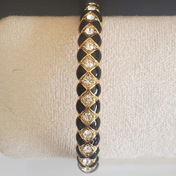 Swarovski Hinged Bangle Black Enamel Gold Plate Crystal‎ Accents Swan Signed - Picture 8 of 8